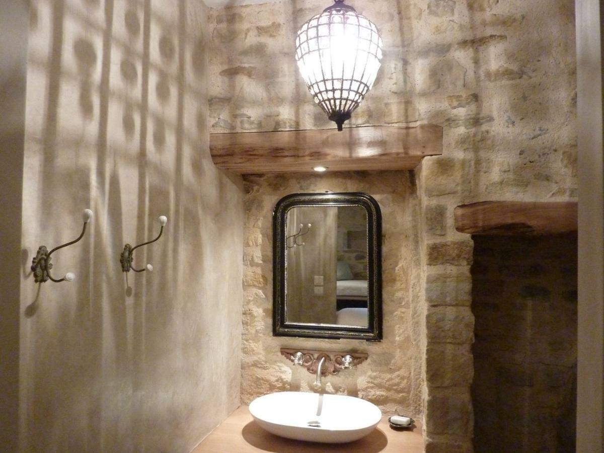 Le Logis D'Hortense Vic-le-Comte 外观 照片